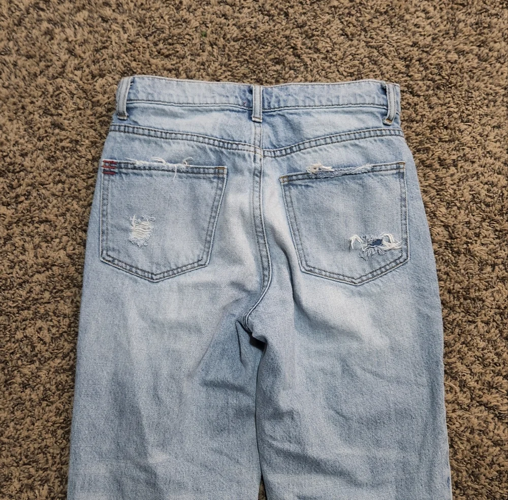 Urban Outfitters BDG Distressed Frayed Hem Denim Size 26 - Picture 5 of 10